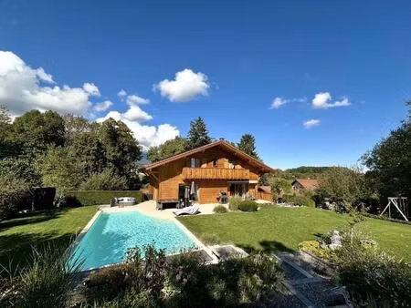 chalet 180m2 terrain 2693m2