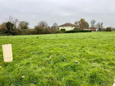 vente terrain 778 m² à cras-sur-reyssouze (01340)  76 000 €