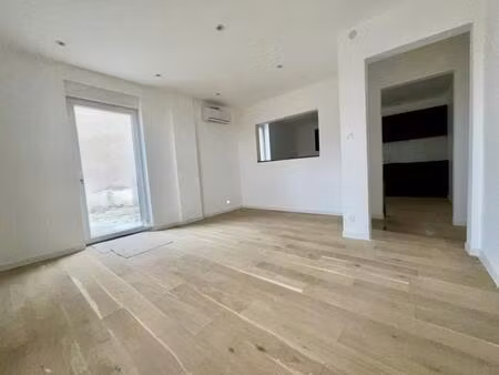 5 pièces de charme neuf en duplex 120m2 avec terrasse lumière et cara
