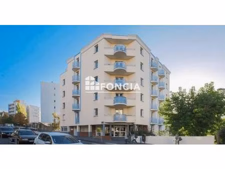 quartier facs - studio avec parking