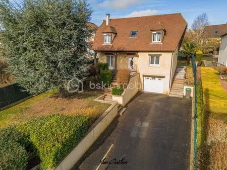 maison familiale 110 m² - sous sol total – emplacement idéal à 5 min à pied du centre-vill