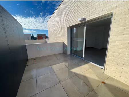 apt neuf (livré janvier 2026) beau t2 avec terrasse dernier