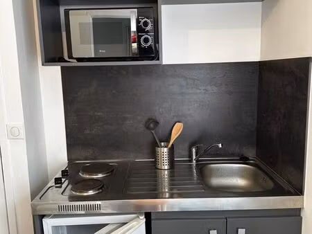 studio meublé à louer-chateaulin