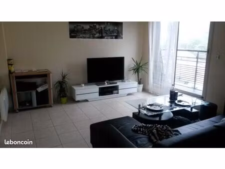 loue f2 58m2 maintenon