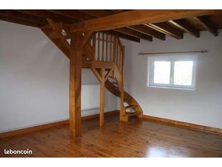 appartement t2 70m2  2 chambres  cc gaz  stationnement