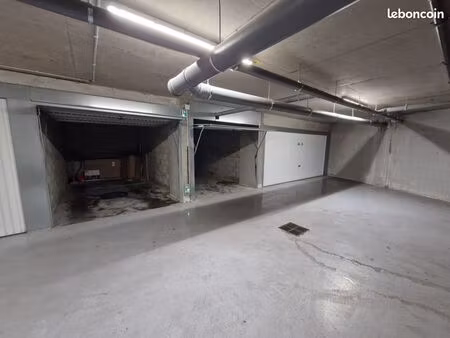 garage box 13 m2 montée de choulans lyon 5