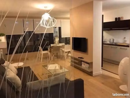 loue appartement non meublé hyper centre - 2 chambres  66 60m² + balcon (dispo à partir de