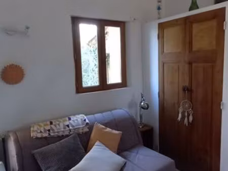 joli studio meublé en campagne