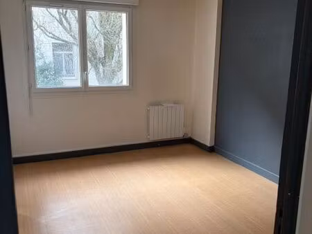 appartement t2 lumineux et calme – centre-ville – 450