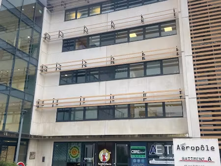 vente locaux professionnels 8 pièces 178 m² à guipavas (29490)  417 428 €