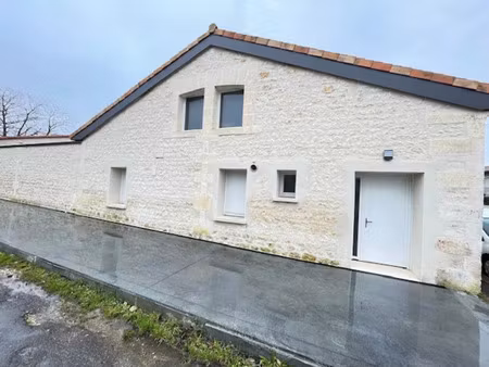 vente locaux professionnels 5 pièces 142 m² à gond-pontouvre (16160)  295 000 €