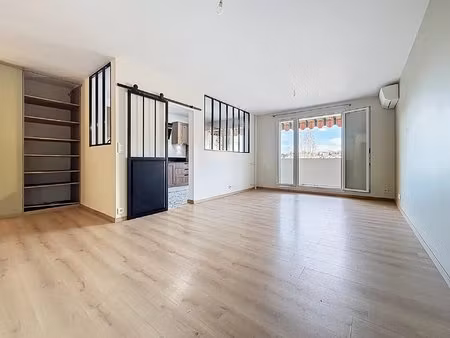 acropolis/lyautey - 4 pièces - terrasse - cave