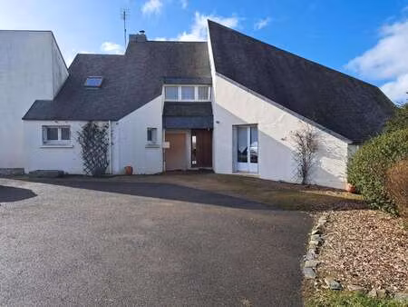 vente maison à la roche-jaudy (22450) : à vendre / 192m² la roche-jaudy