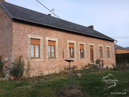 aisne (02) - rogny - ancienne ferme sur plus de 6.700 m2 de