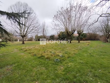 terrain constructible 750 m² ? arboré  hors lotissement ? labastide-du-temple