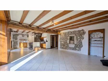 seynod - t4 avec jardin  garage et cave