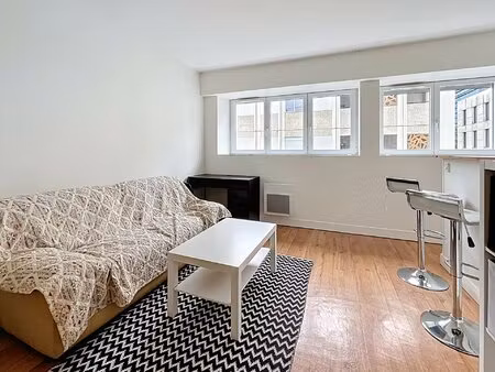 studio meublé – secteur patinoire