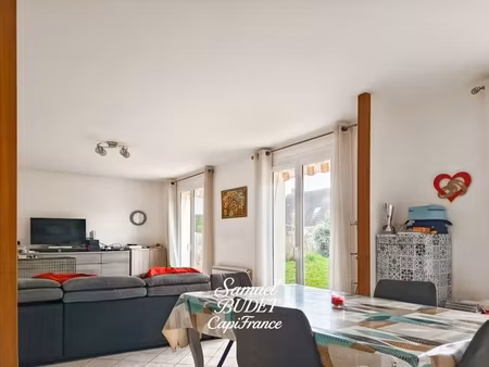 93 m²  3 chambres  calme absolu et le centre-ville d'alencon à deux minutes