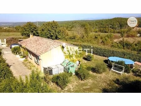 villa de 100m² sur 1387m² de terrain clos avec piscine hors sol