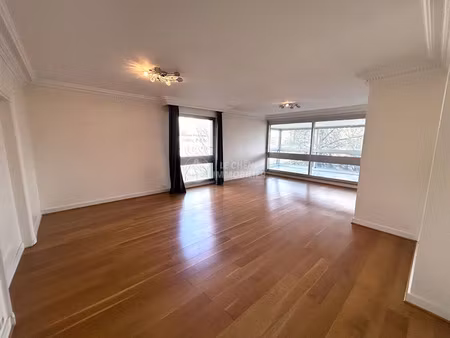 location appartement 4 pièces 108.52 m² à le chesnay (78150)  2 045 €