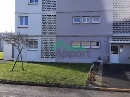 location meublée appartement 5 pièces 88 m² à arveyres (33500)  1 100 €