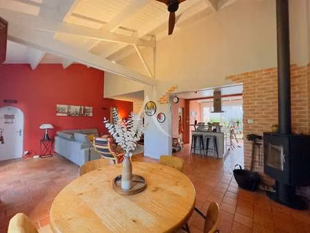 vente maison piscine à la roche-sur-yon le bourg sous la roche (85000) : à vendre piscine 