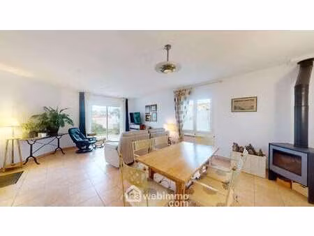 vente maison à saint-vincent-sur-jard (85520) : à vendre / 143m² saint-vincent-sur-jard