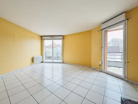 appartement nantes  facultés  3 pièces 60 m2  terrasse  place de parking  cave.