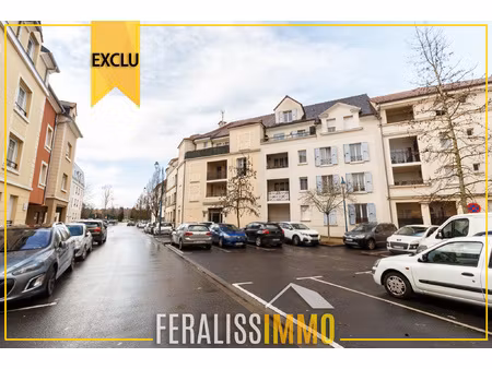 appartement f3 avec balcon  au centre de vauréal