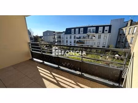 beau 2p au 2ème avec balcon et parking sécurisé à 200m gare rer e et r