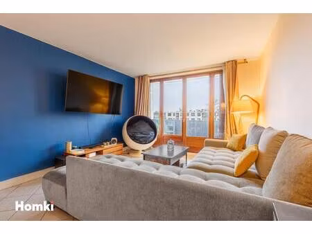 appartement t2 de 55 m2 à garges les gonesse - résidence la pinsonne