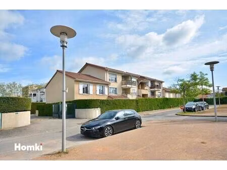appartement t3 rénové avec garage– rillieux-la-pape (limite caluire)