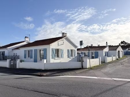a vendre 2 maisons dont une à rénover