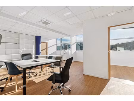 location bureau romainville 723 m²