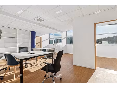 location bureau romainville 723 m²