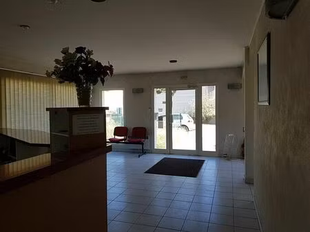 location local d'activités avignon 320 m²