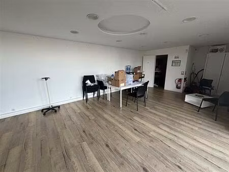 location local d'activités gouesnou 180 m²