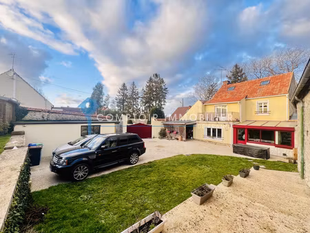 maison 6pièce(s) 4chambre(s) 121 15 m² auneau-bleury-saint-symphorien (28700)