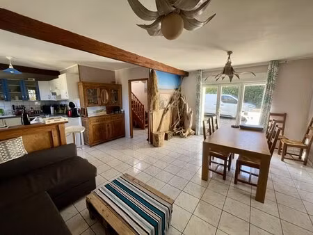 à louer maison 81 m² – 760 € |escalles
