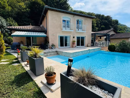 achat maison 8 pièces 198m² domene 38420