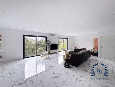 maison d'exception à flassans sur issole