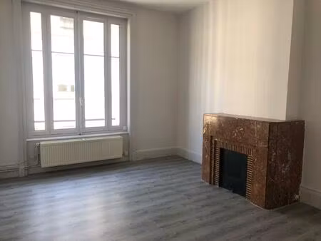 location appartement 3 pièces 76m² st etienne 42000