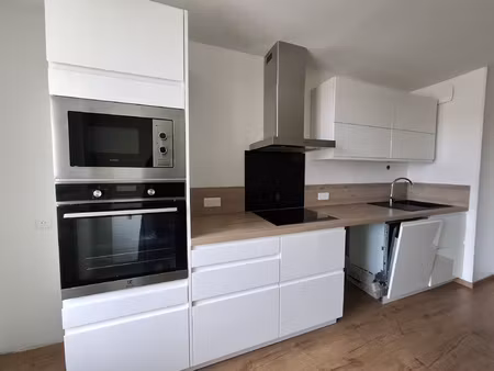 location appartement 3 pièces 72m² cusset 03300