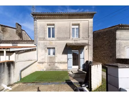 vente maison 4 pièces 98 m² à saint-mariens (33620)  189 500 €