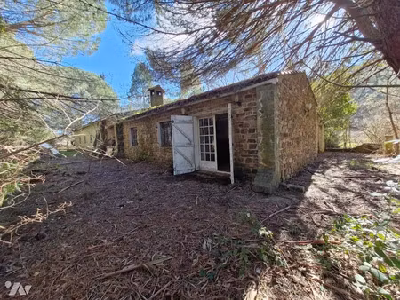 vente maison 8 pièces 124 m² à collobrières (83610)  190 000 €