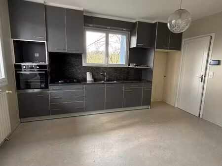 location maison 5 pièces 80m² allassac 19240