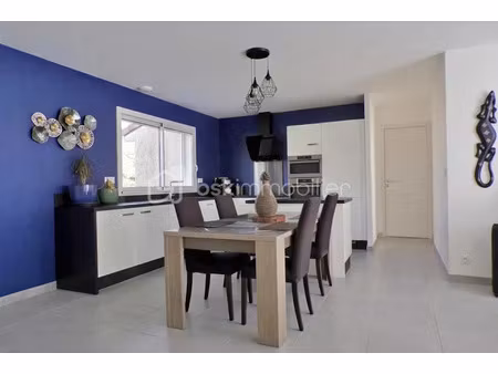 vente villa 4 pièces 96 m² à courniou (34220)  225 000 €
