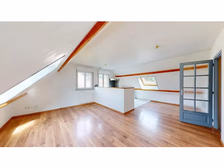 location appartement 2 pièces 46 m2 à saint-brice