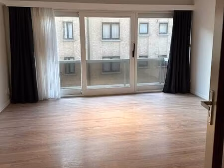 appartement te koop in wenduine met 2 slaapkamers