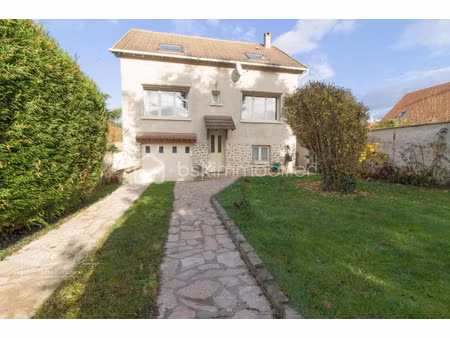 vente maison 5 pièces 107 m² à cheptainville (91630)  265 000 €